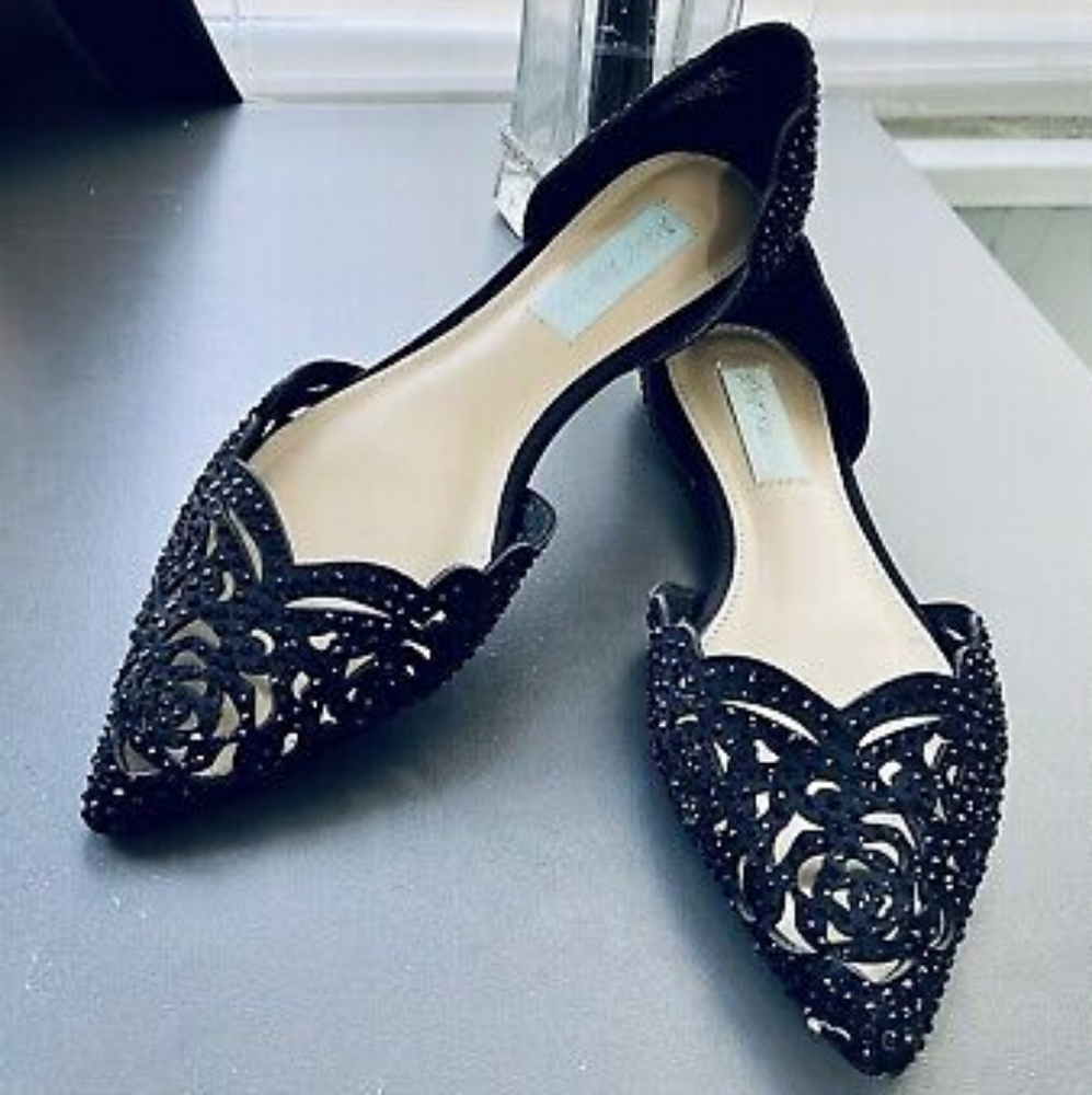 Betsey Johnson Black Beaded Cutout Pointed D'Orsay Flats